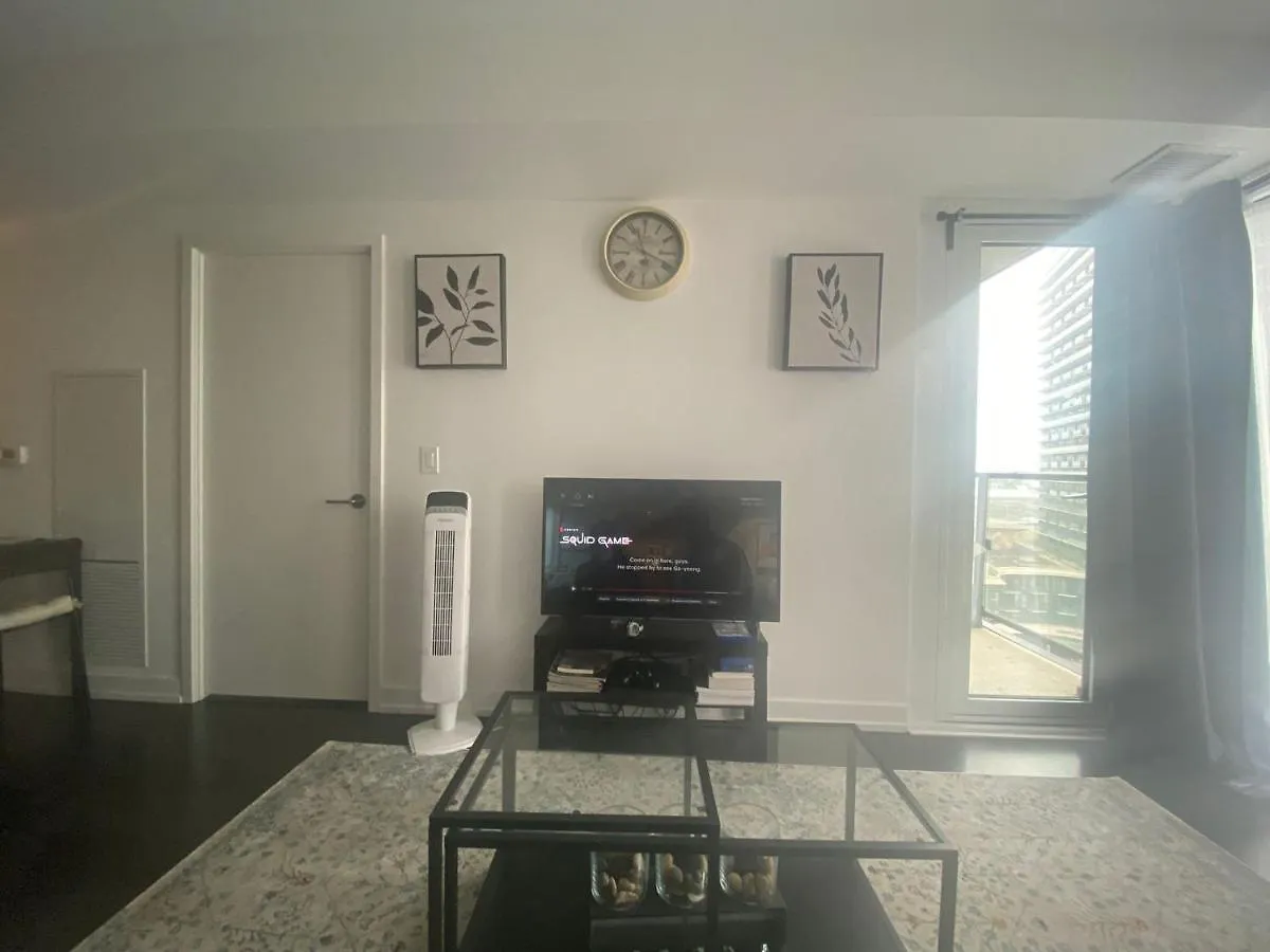 1 Bedroom With Gorgeous City View! Toronto