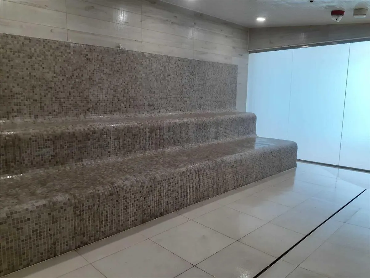 게스트하우스 1 Bedroom With Gorgeous City View! 토론토 캐나다
