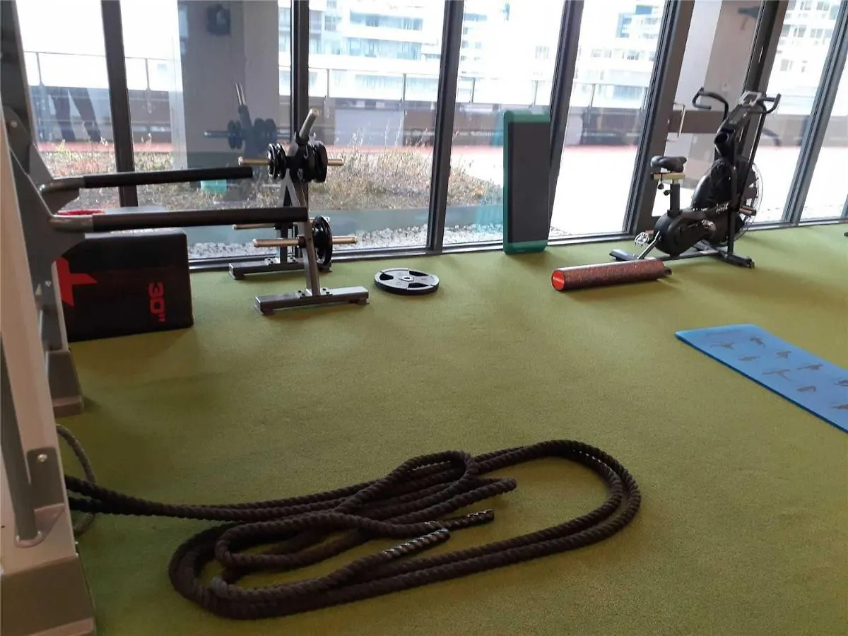 1 Bedroom With Gorgeous City View! 토론토